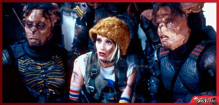 สาวเพี้ยนเกรียนกู้โลก (Tank Girl) 1995